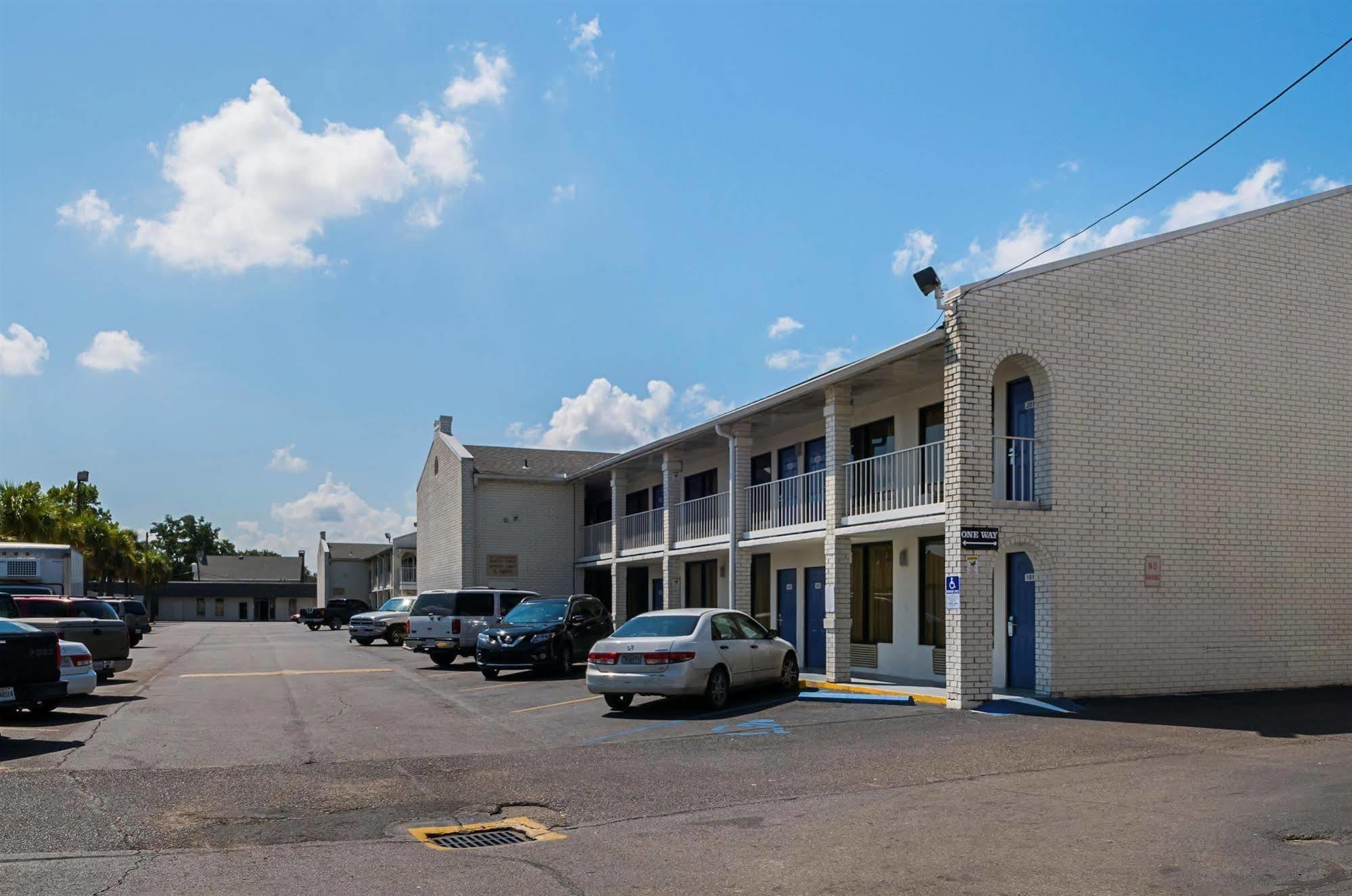 Red Roof Inn New Orleans - Westbank Harvey Eksteriør billede