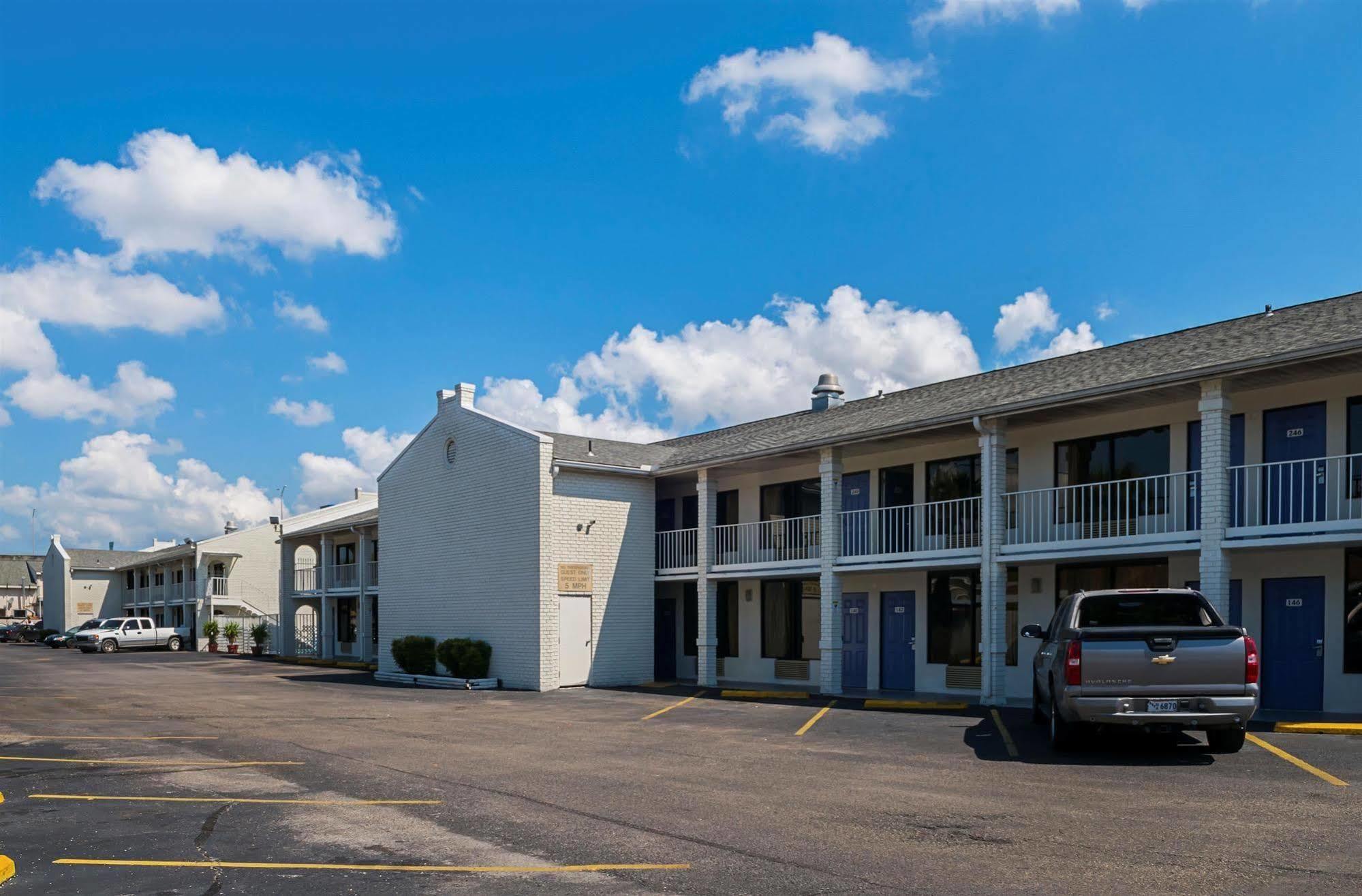 Red Roof Inn New Orleans - Westbank Harvey Eksteriør billede